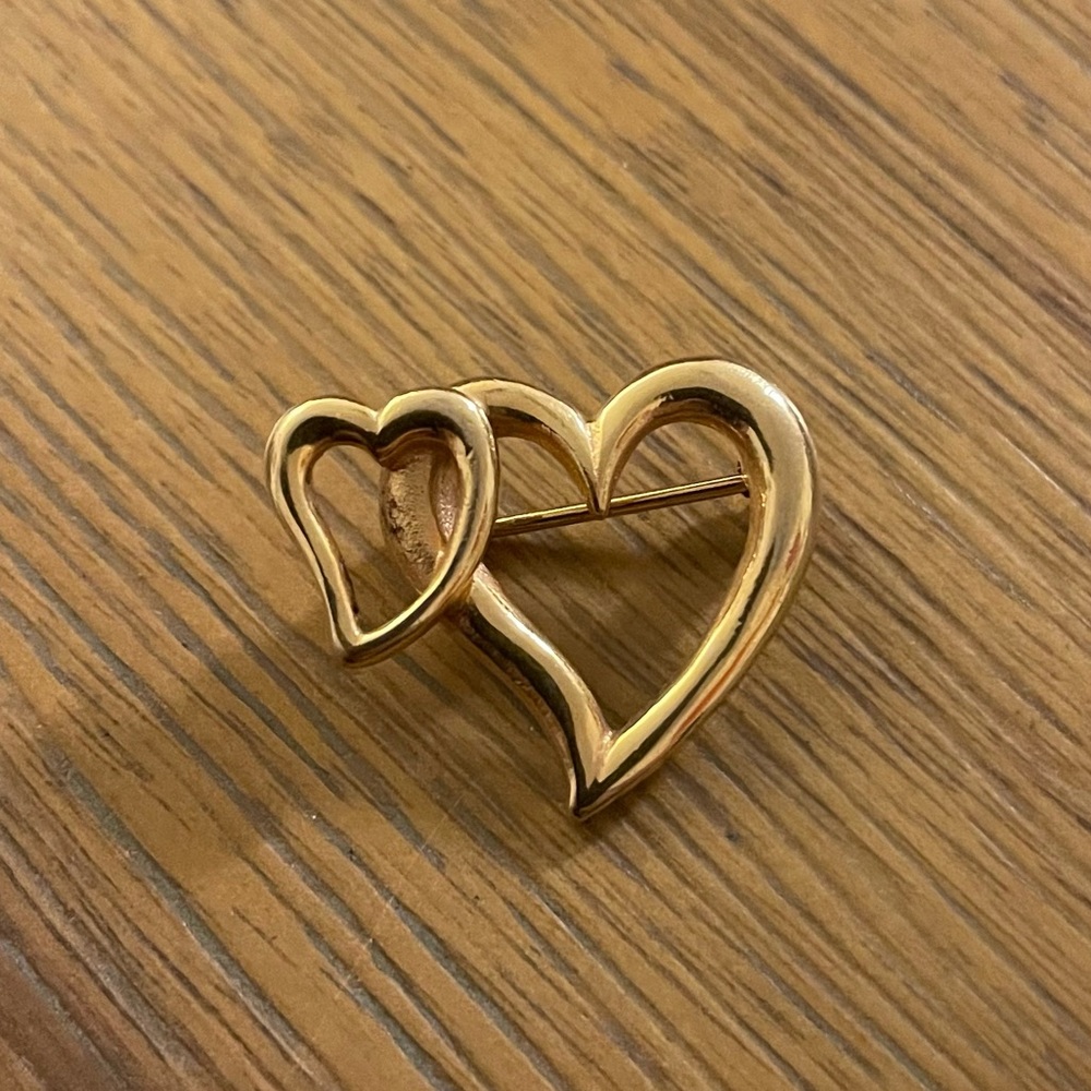 Vintage Gold-tone Double Hearts Brooch Pin Valentines Day